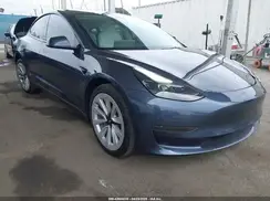 5YJ3E1EA1NF346766 2022 TESLA MODEL 3