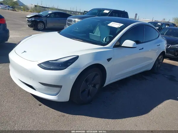 5YJ3E1EA1NF347125 2022 TESLA MODEL 3 - Image 2