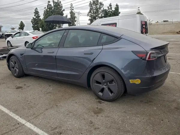5YJ3E1EA1NF347299 2022 TESLA MODEL 3 - Image 2