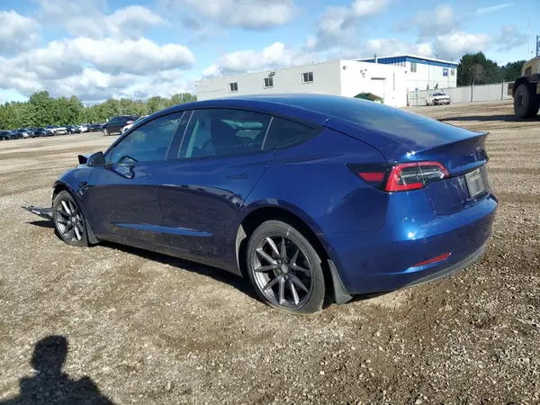 5YJ3E1EA1NF354348 2022 TESLA MODEL 3 - Image 2
