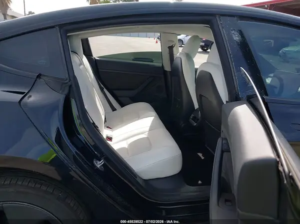 5YJ3E1EA1NF360182 2022 TESLA MODEL 3 - Image 8