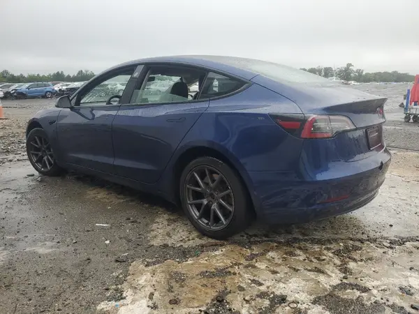 5YJ3E1EA1NF368864 2022 TESLA MODEL 3 - Image 2