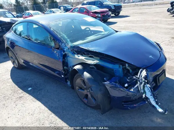 5YJ3E1EA1NF369416 2022 TESLA MODEL 3 - Image 1