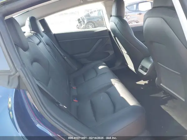5YJ3E1EA1NF369416 2022 TESLA MODEL 3 - Image 8