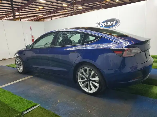 5YJ3E1EA1NF369495 2022 TESLA MODEL 3 - Image 2