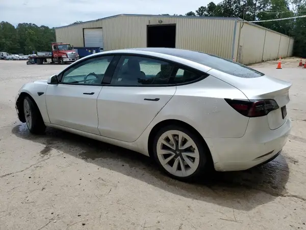5YJ3E1EA1NF369805 2022 TESLA MODEL 3 - Image 2