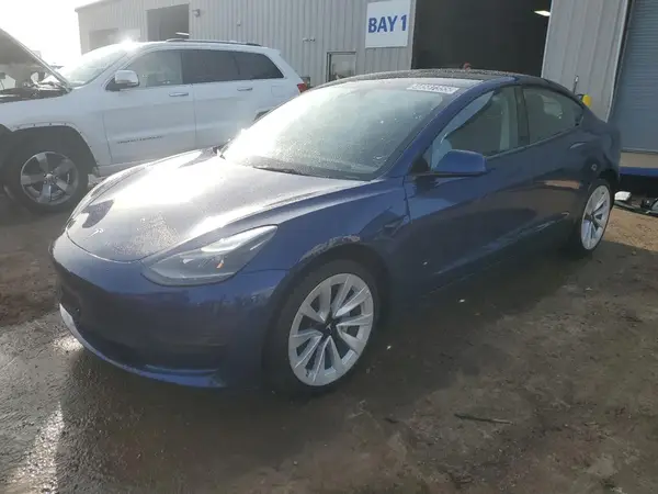 5YJ3E1EA1NF369867 2022 TESLA MODEL 3 - Image 1