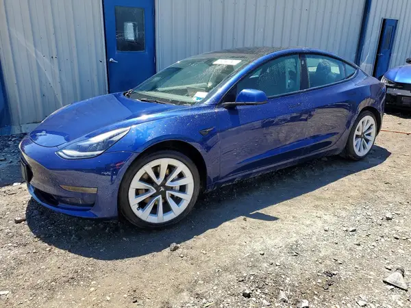 5YJ3E1EA1NF370131 2022 TESLA MODEL 3 - Image 1