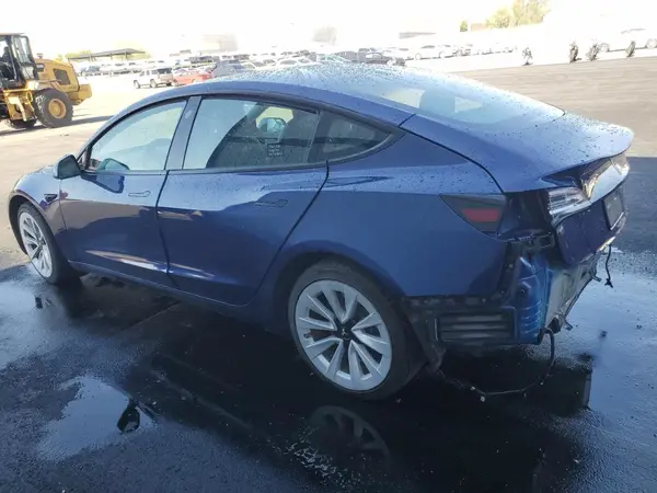 5YJ3E1EA1NF370467 2022 TESLA MODEL 3 - Image 2