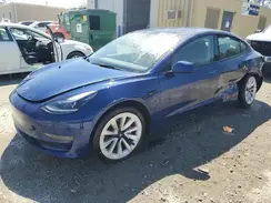 5YJ3E1EA1NF370825 2022 TESLA MODEL 3