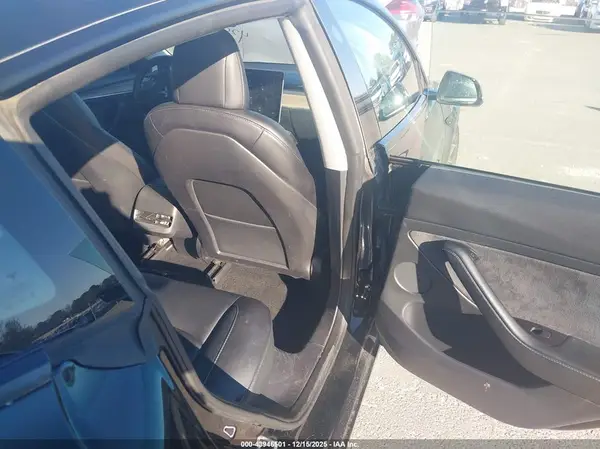 5YJ3E1EA1PF382136 2023 TESLA MODEL 3 - Image 8