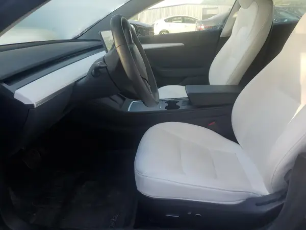 5YJ3E1EA1PF382332 2023 TESLA MODEL 3 - Image 8