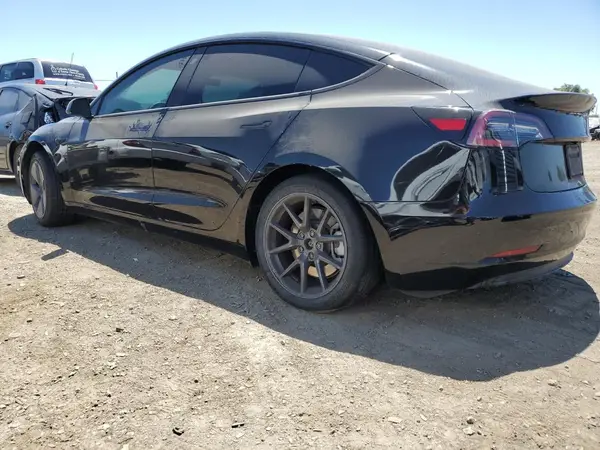 5YJ3E1EA1PF383111 2023 TESLA MODEL 3 - Image 2