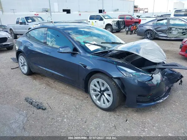 5YJ3E1EA1PF384386 2023 TESLA MODEL 3 - Image 1