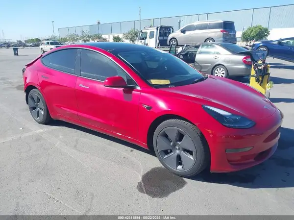 5YJ3E1EA1PF385490 2023 TESLA MODEL 3 - Image 1