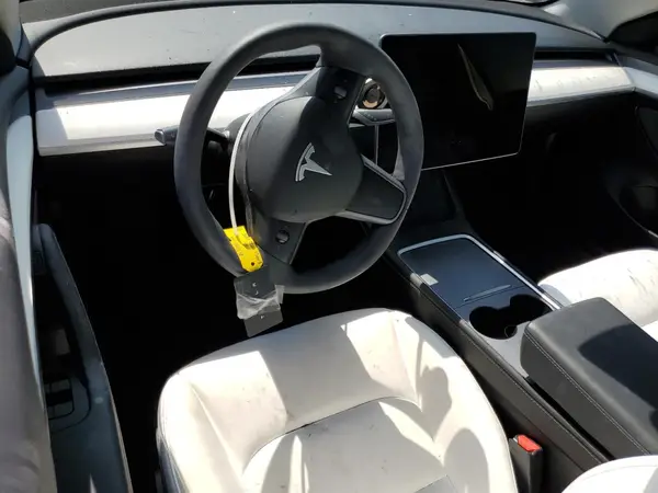 5YJ3E1EA1PF394240 2023 TESLA MODEL 3 - Image 8