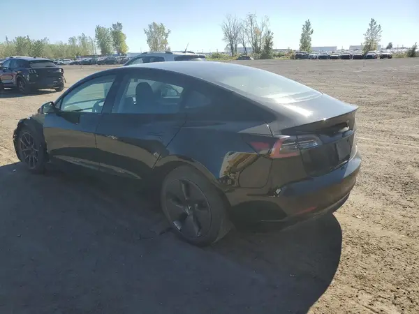 5YJ3E1EA1PF395601 2023 TESLA MODEL 3 - Image 2