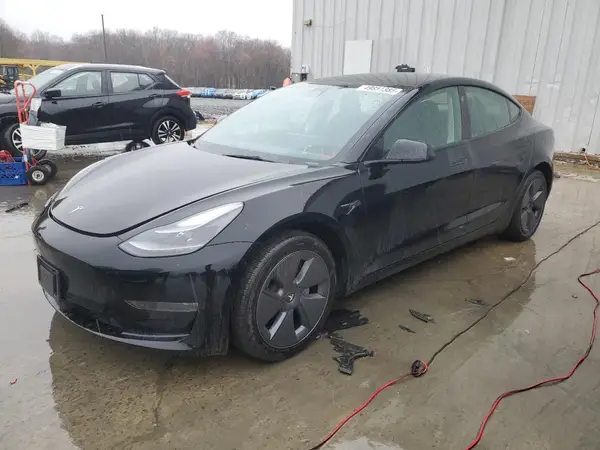 5YJ3E1EA1PF398529 2023 TESLA MODEL 3 - Image 1