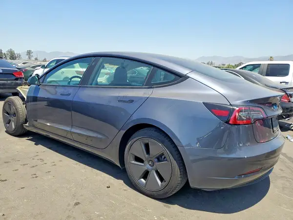 5YJ3E1EA1PF401140 2023 TESLA MODEL 3 - Image 2