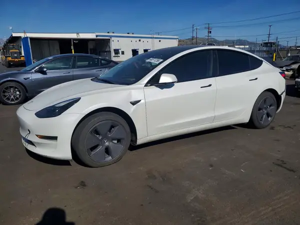 5YJ3E1EA1PF402644 2023 TESLA MODEL 3 - Image 1