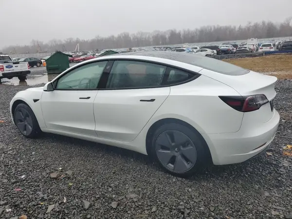 5YJ3E1EA1PF406046 2023 TESLA MODEL 3 - Image 2