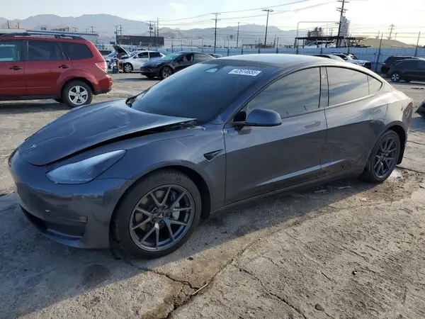 5YJ3E1EA1PF410047 2023 TESLA MODEL 3 - Image 1
