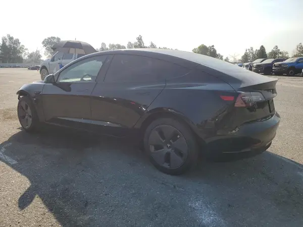 5YJ3E1EA1PF410341 2023 TESLA MODEL 3 - Image 2