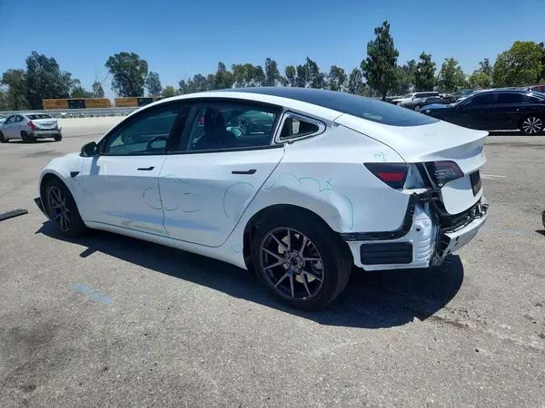 5YJ3E1EA1PF412560 2023 TESLA MODEL 3 - Image 2