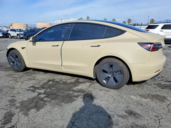 5YJ3E1EA1PF414048 2023 TESLA MODEL 3 - Image 2