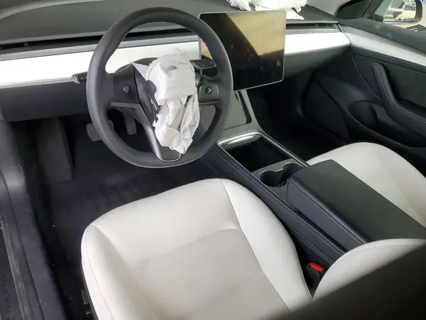 5YJ3E1EA1PF414342 2023 TESLA MODEL 3 - Image 8