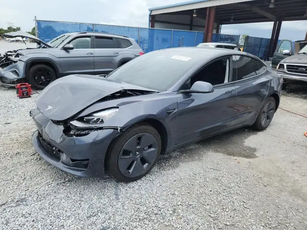 5YJ3E1EA1PF417841 2023 TESLA MODEL 3 - Image 1