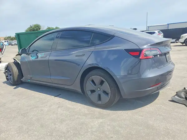 5YJ3E1EA1PF418245 2023 TESLA MODEL 3 - Image 2