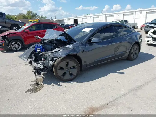 5YJ3E1EA1PF418455 2023 TESLA MODEL 3 - Image 2