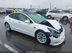 5YJ3E1EA1PF426684 2023 TESLA MODEL 3