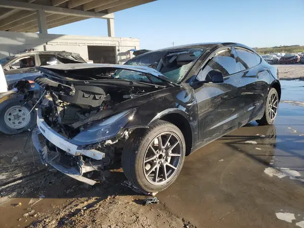 5YJ3E1EA1PF427088 2023 TESLA MODEL 3 - Image 1
