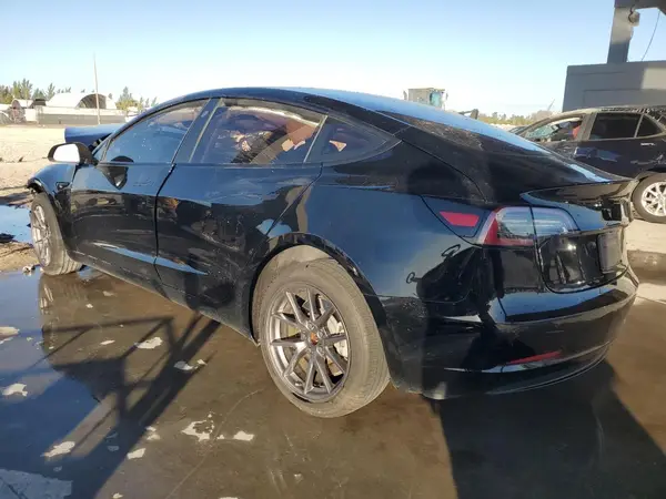 5YJ3E1EA1PF427088 2023 TESLA MODEL 3 - Image 2