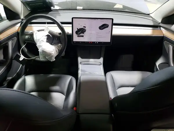 5YJ3E1EA1PF427348 2023 TESLA MODEL 3 - Image 8