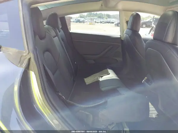 5YJ3E1EA1PF429746 2023 TESLA MODEL 3 - Image 8