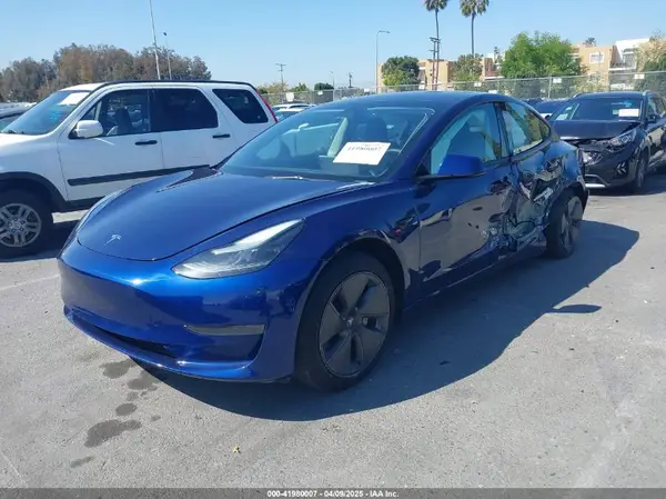 5YJ3E1EA1PF431190 2023 TESLA MODEL 3 - Image 2