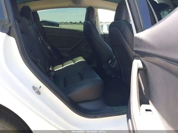 5YJ3E1EA1PF431772 2023 TESLA MODEL 3 - Image 8