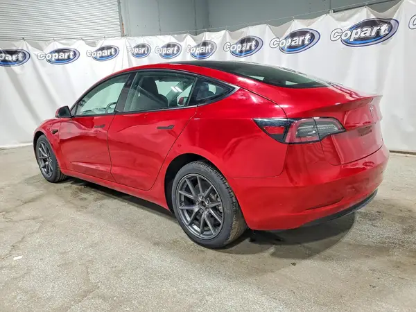 5YJ3E1EA1PF437104 2023 TESLA MODEL 3 - Image 2
