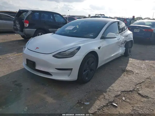 5YJ3E1EA1PF437684 2023 TESLA MODEL 3 - Image 2