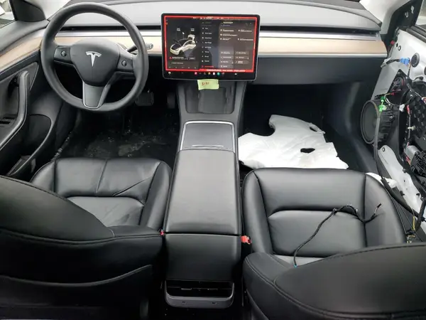 5YJ3E1EA1PF438222 2023 TESLA MODEL 3 - Image 8