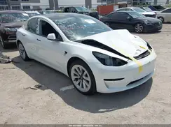 5YJ3E1EA1PF438396 2023 TESLA MODEL 3