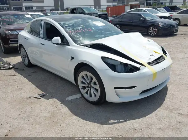 5YJ3E1EA1PF438396 2023 TESLA MODEL 3 - Image 1