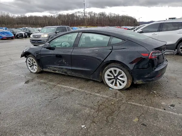 5YJ3E1EA1PF438544 2023 TESLA MODEL 3 - Image 2