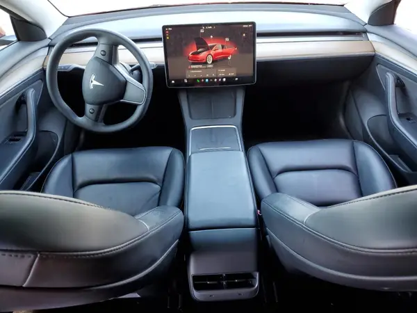 5YJ3E1EA1PF446949 2023 TESLA MODEL 3 - Image 8