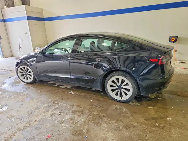 5YJ3E1EA1PF449155 2023 TESLA MODEL 3 - Image 2