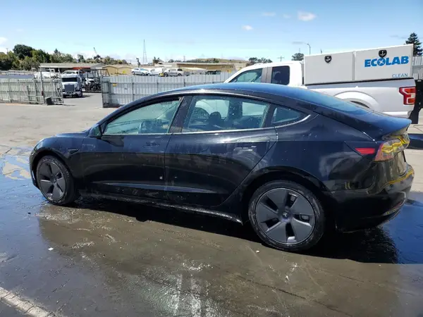 5YJ3E1EA1PF452413 2023 TESLA MODEL 3 - Image 2