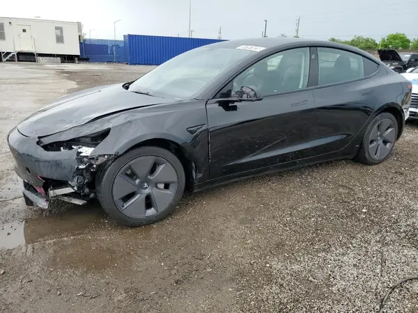 5YJ3E1EA1PF454341 2023 TESLA MODEL 3 - Image 1